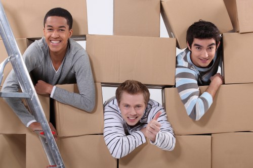 Movers navigating access and parking challenges in Crystal Palace